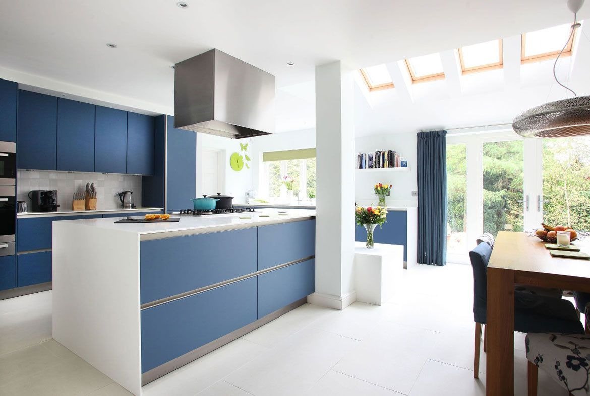 What will be the best modern kitchen color combination in 2024?